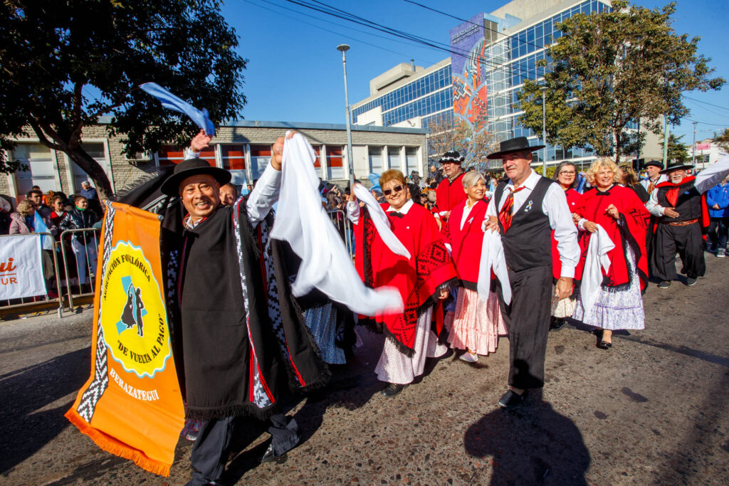 BERAZATEGUI SE PREPARA PARA CELEBRAR EL 25 DE MAYO A LO GRANDE (5)