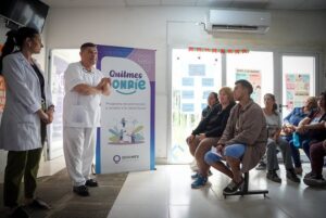 thumbnail_EL MUNICIPIO ENTREGÓ MÁS DE 40 PRÓTESIS DENTALES A VECINOS Y VECINAS EN EL CIC LA RIBERA (4) (1)