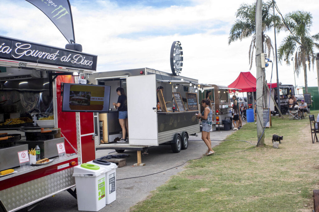 EN FEBRERO, SIGUEN LOS FOODTRUCKS EN LA COSTA DE HUDSON (1)