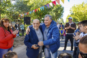 SE INAUGURARON NUEVOS PAVIMENTOS EN BERAZATEGUI (5)