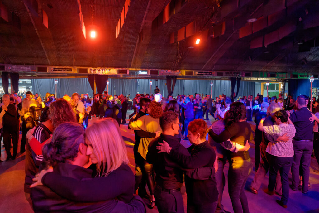 BUENA YUNTA CELEBRÓ SUS 13 AÑOS CON UNA GRAN FIESTA DEL TANGO (3)