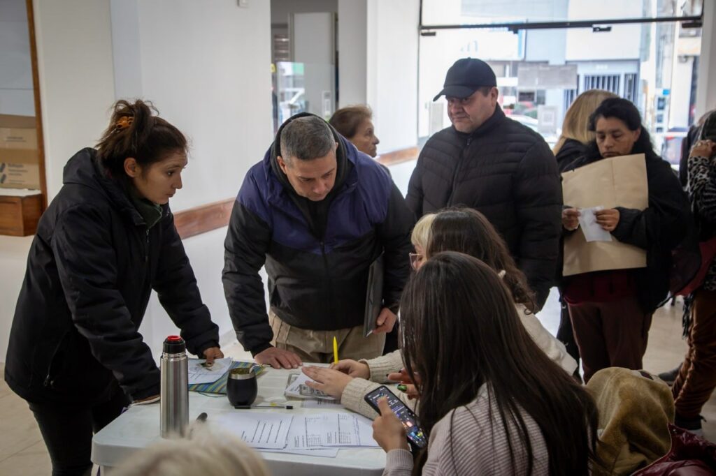 EL MUNICIPIO DE QUILMES REALIZÓ UN OPERATIVO POR LA SUSPENSIÓN DE PENSIONES DE DISCAPACIDAD 2
