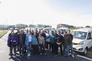 MAYRA ENCABEZÓ LA PRESENTACIÓN DE 10 NUEVAS CAMIONETAS PARA EL ÁREA DE SERVICIOS PÚBLICOS (4)