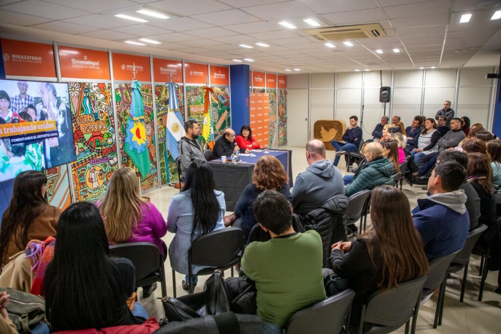 continúan las obras en las Escuelas de Berazategui_2